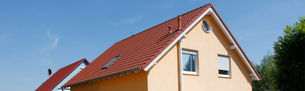 Dachdecker Profi für Dachdeckungen und Dach sanieren lassen vom Profi